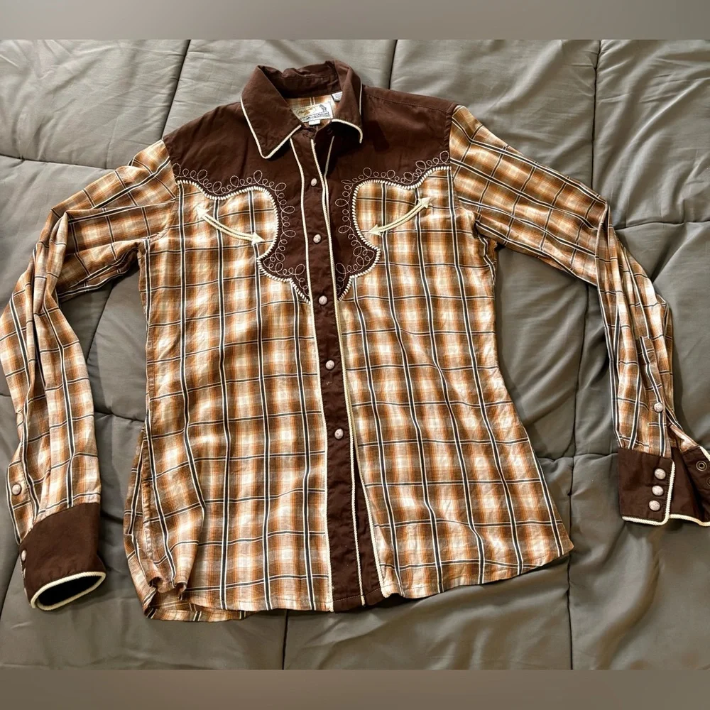 Vintage ladies pearl snap yoke Brown Plaid Western Snap-Front Shirt - Picture 1 of 10